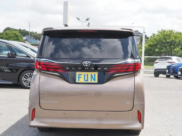 Toyota ALPHARD HYBRID EXECUTIVE LOUNGE 2023 — миниатюра 2