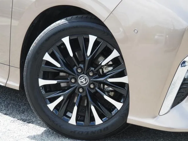 Toyota ALPHARD HYBRID EXECUTIVE LOUNGE 2023 — миниатюра 4