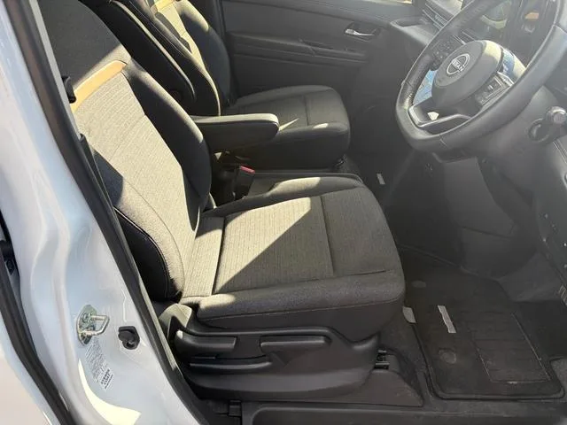 Nissan SERENA E-POWER HIGHWAY STAR V 2024 — миниатюра 3
