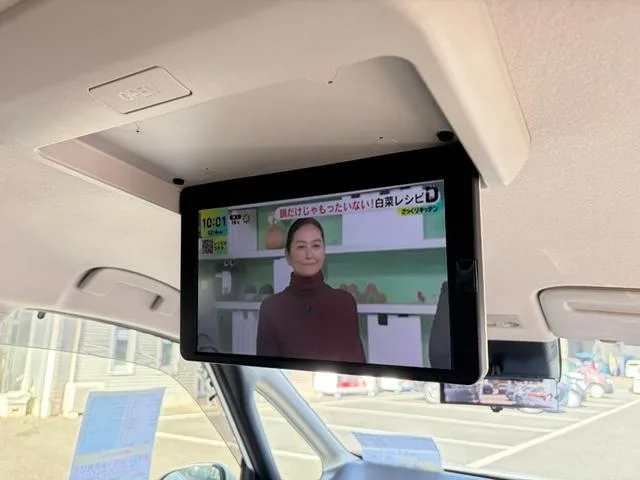 Nissan SERENA E-POWER HIGHWAY STAR V 2024 — миниатюра 5