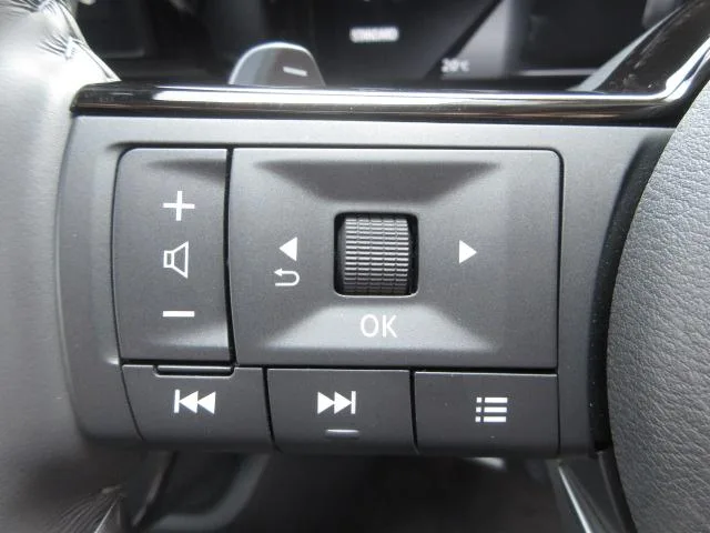 Nissan SERENA HIGHWAY STAR V 2023 — миниатюра 3