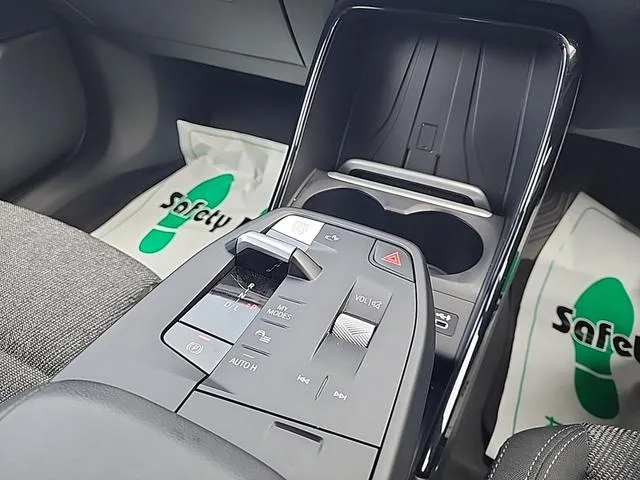 BMW 2 Series 218D ACTIVE TOURER EXCLUSIVE 2022 — миниатюра 3