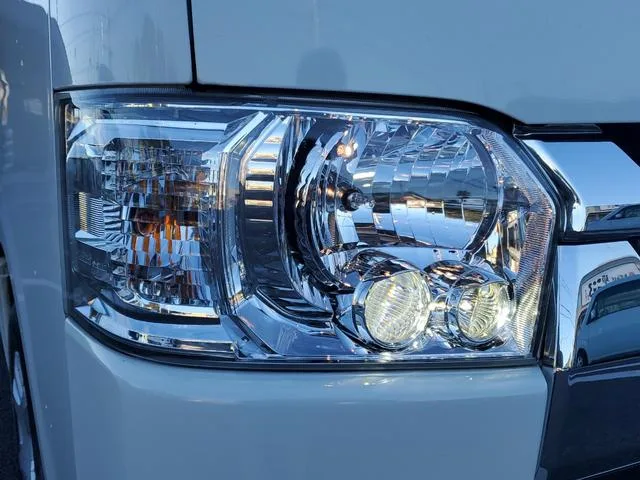 Toyota HIACE VAN SUPER GL 2022 — миниатюра 3