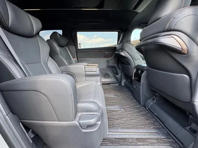 Toyota ALPHARD HYBRID Z 2024 — миниатюра 2