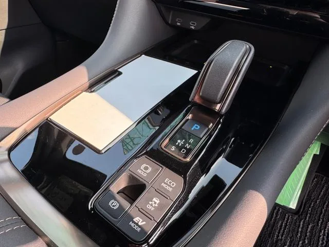 Toyota ALPHARD HYBRID Z 2024 — миниатюра 4
