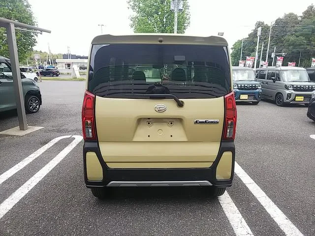 Daihatsu TANTO FUN CR0SS 2024 — миниатюра 4