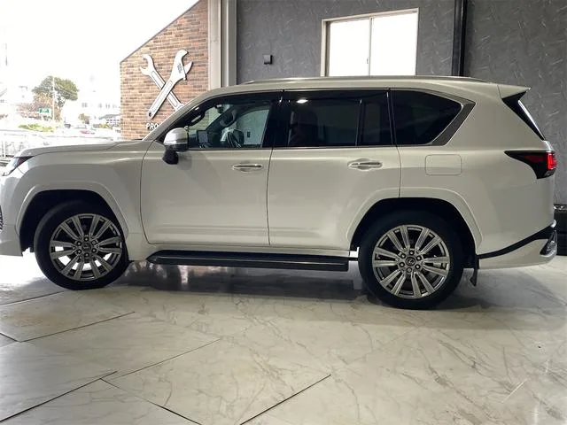 Lexus LX LX600 EXECUTIVE 2022 — миниатюра 3
