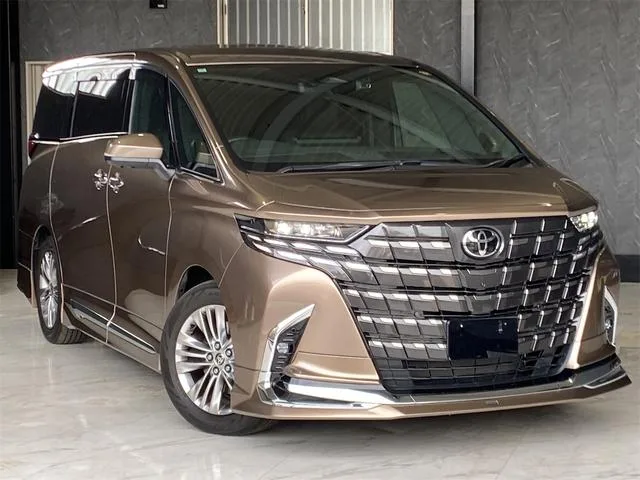 Toyota ALPHARD HYBRID Z 2024 — фото 1, купить с доставкой в Москву