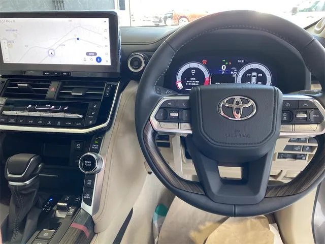 Toyota Land Cruiser ZX 2026 — миниатюра 4