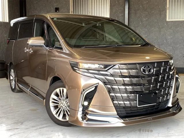 Toyota Alphard Z 2024 — фото 1, купить с доставкой в Москву