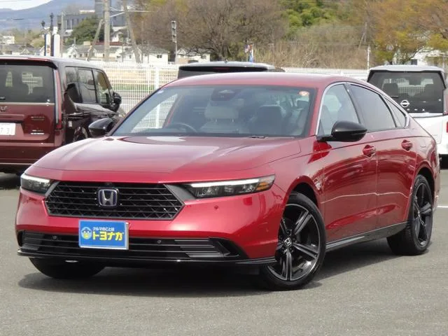 Honda Accord E:HEV HONDA SENSING 360+ 2025 — фото 1, купить с доставкой в Москву