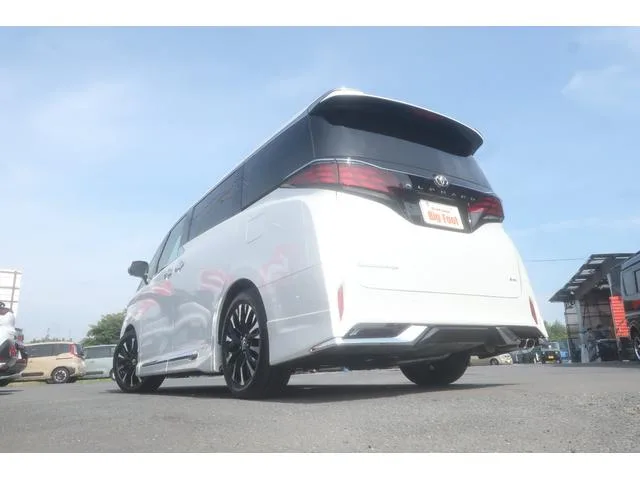 Toyota ALPHARD HYBRID EXECUTIVE LOUNGE 2024 — миниатюра 2