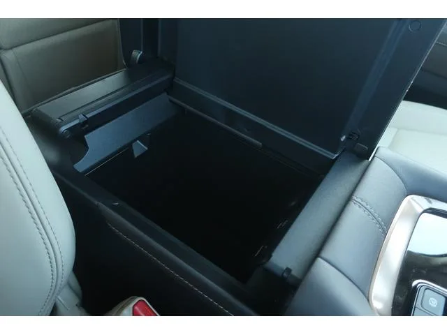 Toyota ALPHARD HYBRID EXECUTIVE LOUNGE 2024 — миниатюра 5