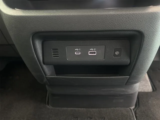 Nissan SERENA E-POWER HIGHWAY STAR V 2023 — миниатюра 5