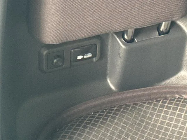 Toyota VOXY HYBRID S-Z 2023 — миниатюра 3