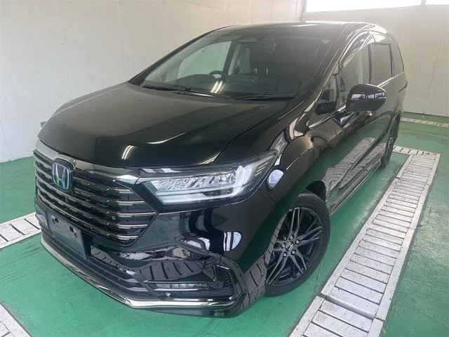 Honda ODYSSEY HYBRID e:HEV ABSOLUTE EX 2024 — фото 1, купить с доставкой в Москву