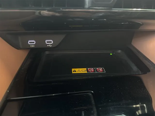 Toyota VELLFIRE HYBRID Z PREMIER 2024 — миниатюра 5