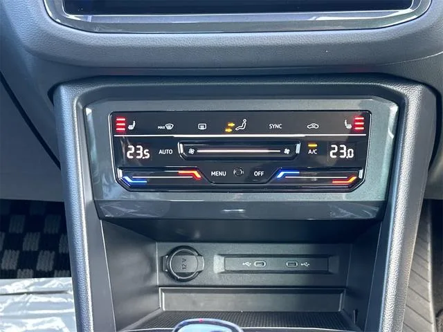 Volkswagen Tiguan TSI R LINE 2024 — миниатюра 2