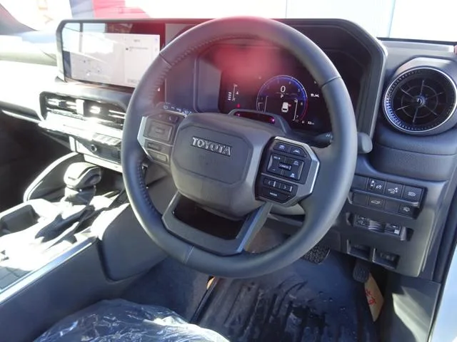 Toyota LAND CRUISER 250 VX 2024 — миниатюра 5