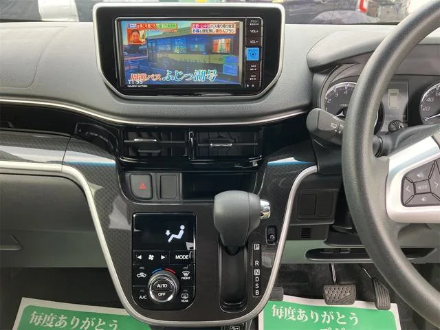 Daihatsu MOVE CUSTOM X VS SA III 2023 — миниатюра 5