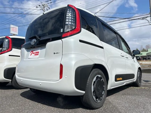 Toyota SIENTA HYBRID Z 2024 — миниатюра 4