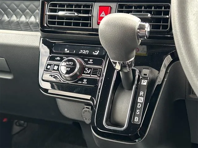 Daihatsu TANTO CUSTOM X 2022 — миниатюра 2