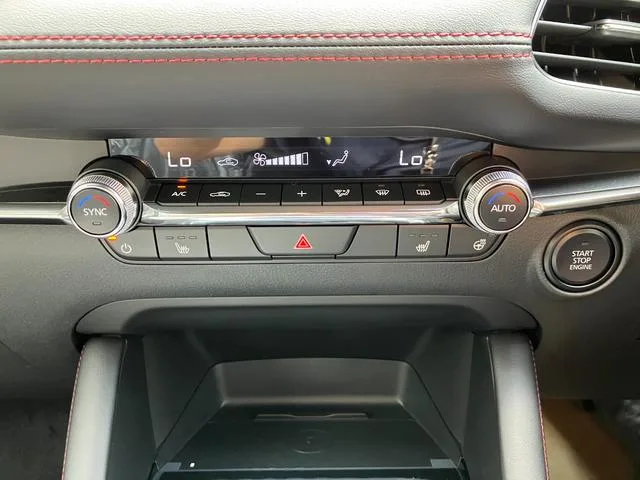 Mazda MAZDA3 FASTBACK 15S BLACK SELECTION 2026 — миниатюра 5