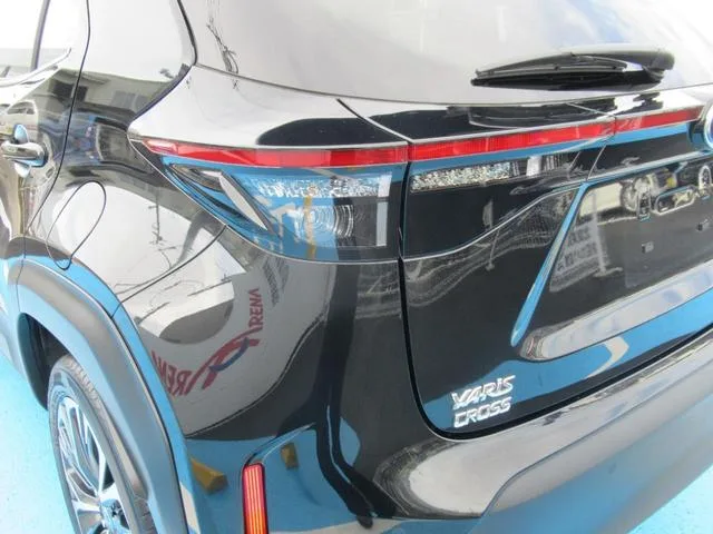 Toyota YARIS CROSS HYBRID Z 2022 — миниатюра 5