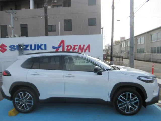 Toyota CorollaCross HYBRID Z 2026 — миниатюра 2