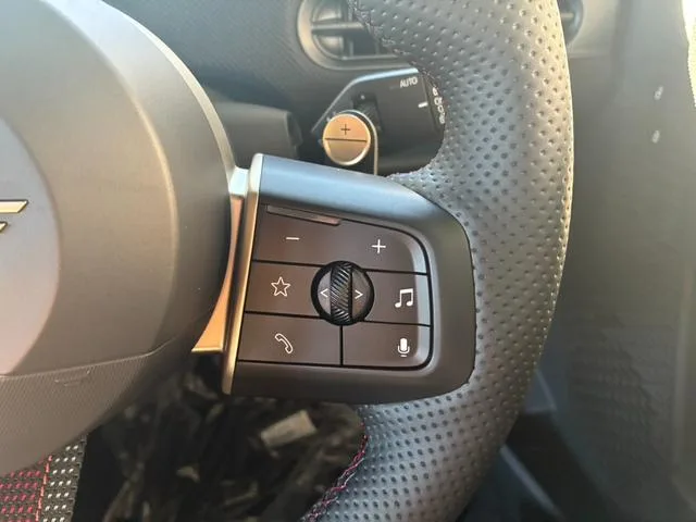 MINI MINI COOPER S JOHN COOPER WORKS TRIM 2025 — миниатюра 5