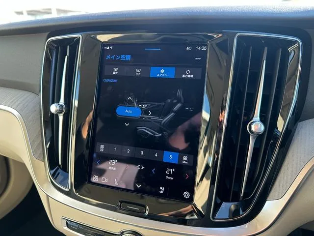 Volvo V60 PLUS B4 2022 — миниатюра 4