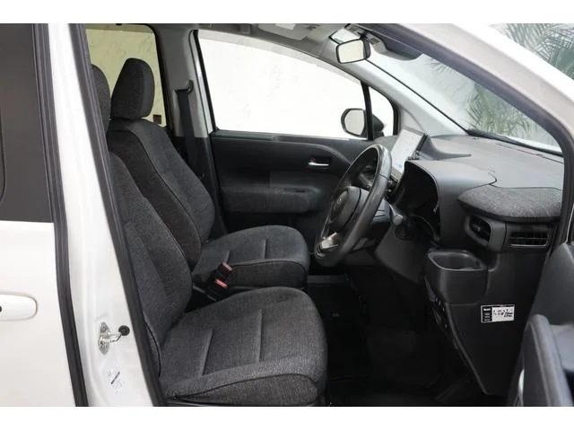 Toyota SIENTA HYBRID Z 2022 — миниатюра 2