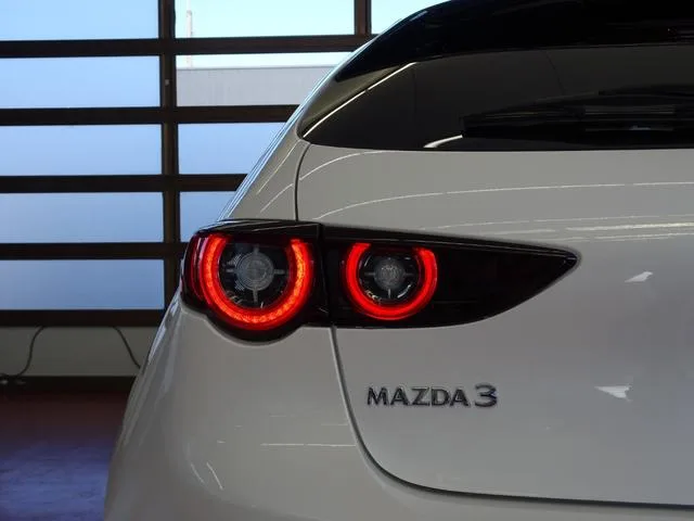 Mazda MAZDA3 FASTBACK XD DRIVE EDITION 2025 — миниатюра 5