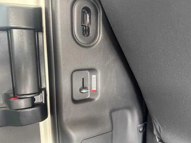 Toyota HIACE VAN DX GL PACKAGE 2025 — миниатюра 2