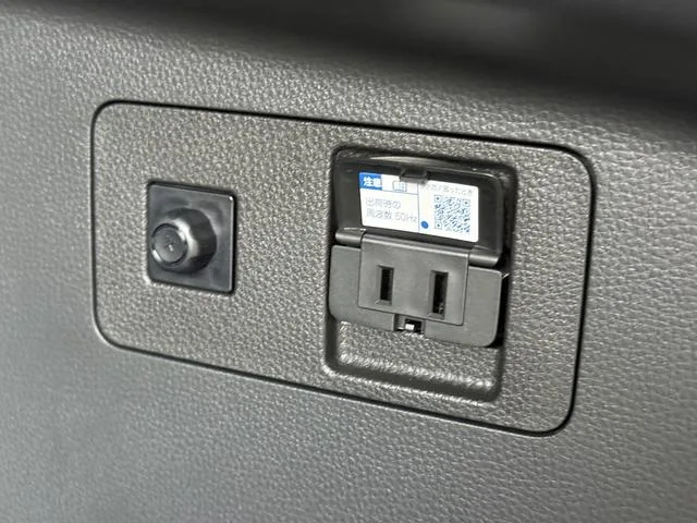 Toyota HARRIER HYBRID Z LEATHER PACKAGE 2024 — миниатюра 3