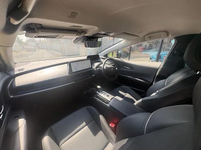 Toyota Prius Z 2024 — миниатюра 4