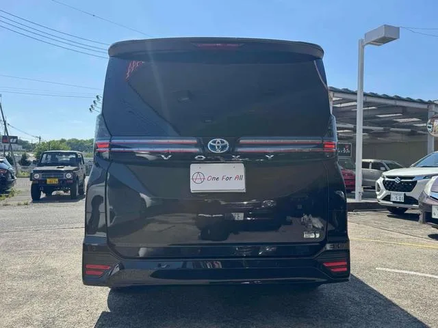 Toyota VOXY HYBRID S-Z 2025 — миниатюра 2