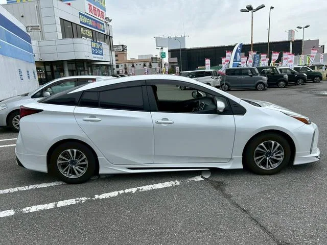 Toyota Prius S SAFETY PLUS II 2022 — миниатюра 3