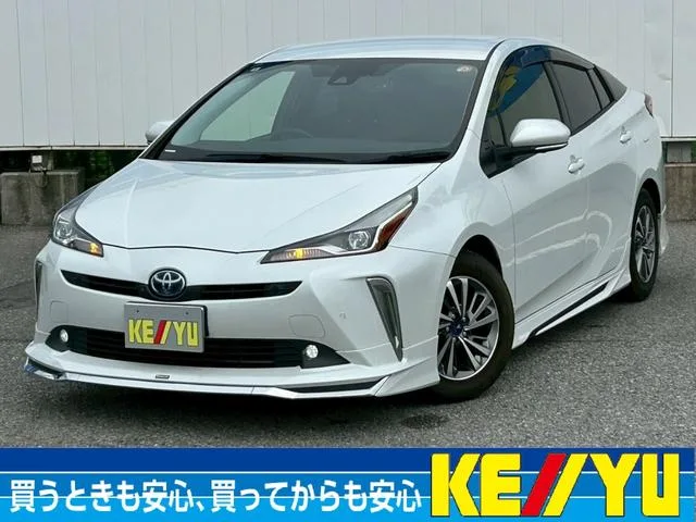 Toyota Prius S SAFETY PLUS II 2022 — фото 1, купить с доставкой в Москву