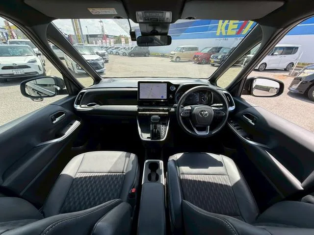 Toyota NOAH HYBRID S-Z 2023 — миниатюра 4
