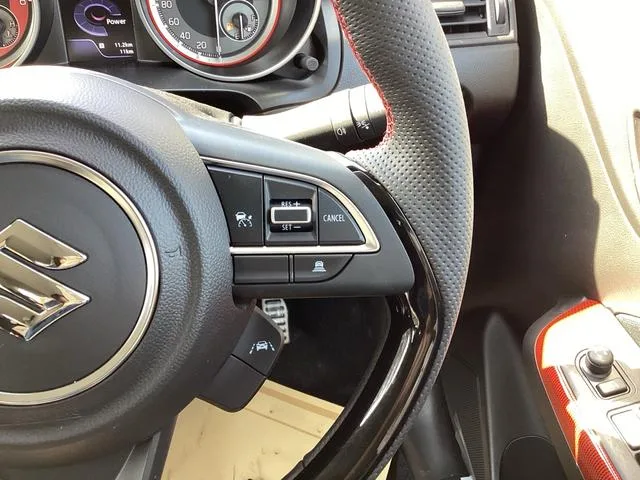Suzuki SWIFT SPORT BASE GRADE 2025 — миниатюра 5