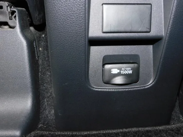 Toyota NOAH HYBRID S-Z 2023 — миниатюра 3