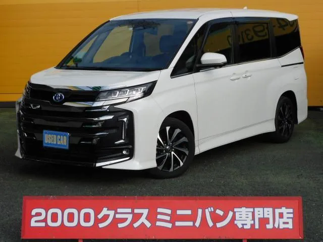 Toyota NOAH HYBRID S-Z 2023 — фото 1, купить с доставкой в Москву