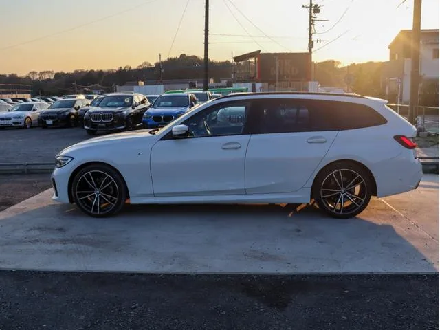 BMW 3 Series 320D X DRIVE TOURING M-SPORT 2022 — миниатюра 2