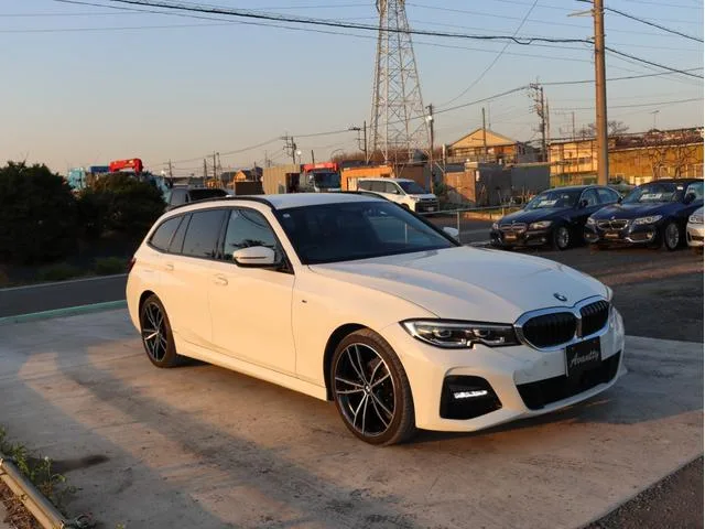 BMW 3 Series 320D X DRIVE TOURING M-SPORT 2022 — миниатюра 4