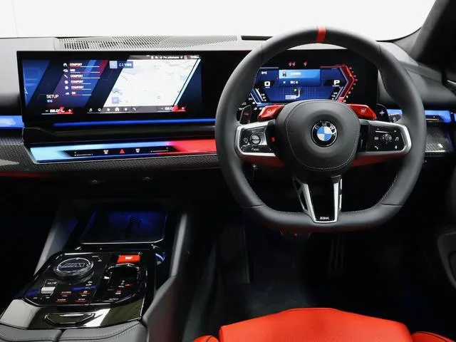 BMW M5 M5 TOURING 2025 — миниатюра 4
