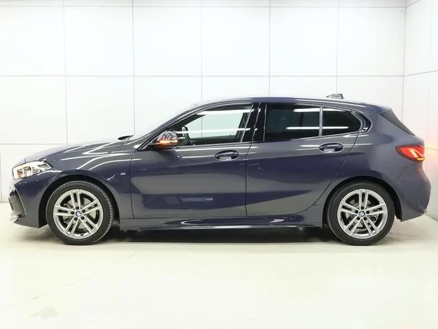 BMW 1 Series 118D INDIVIDUAL EDITION 2022 — миниатюра 2