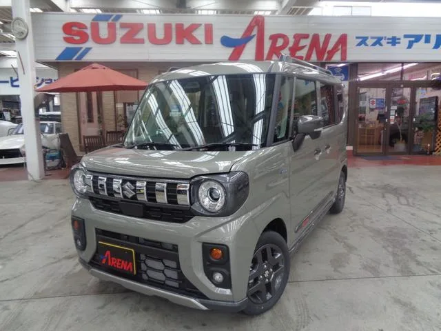 Suzuki SPACIA GEAR HYBRID XZ 2025 — фото 1, купить с доставкой в Москву