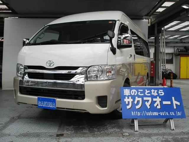 Toyota HIACE WAGON GRAND CABIN 2022 — фото 1, купить с доставкой в Москву