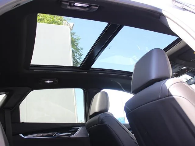 Cadillac CADILLAC XT5 PLATINUM SPORT 2024 — миниатюра 4